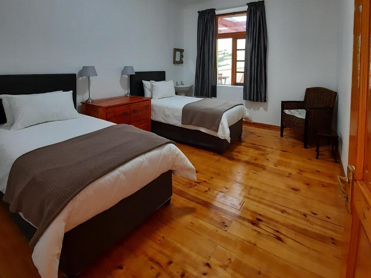 קייפטאון Blueline Inn - Simon'S Town מראה חיצוני תמונה